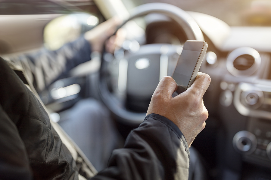 Phoenix Distracted Driving Lawyer